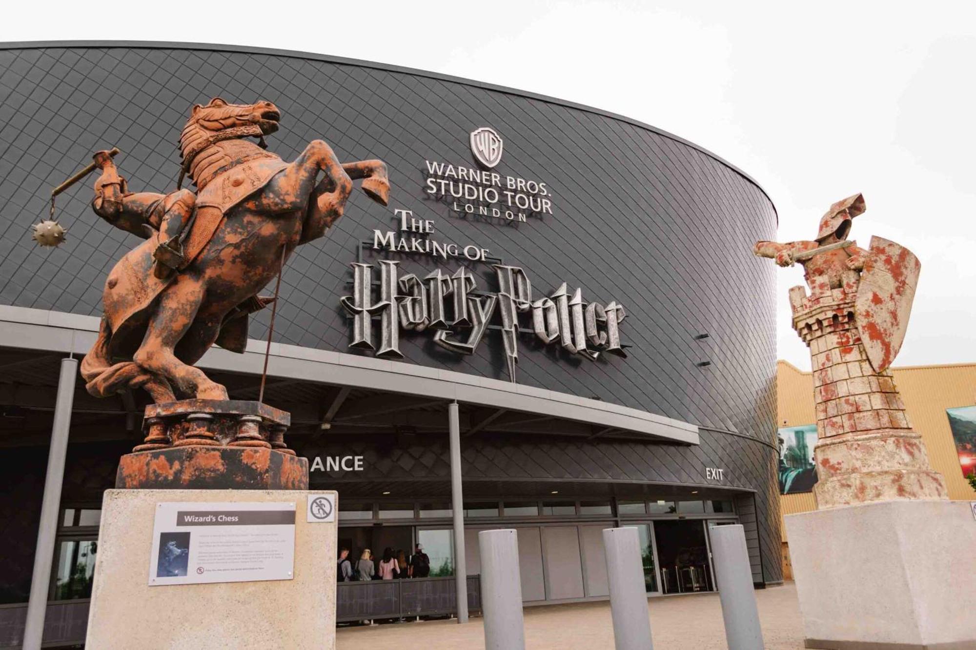 Ensuite Master Bedroom, Private Bathroom, Inside Family Home, Walking Distance To Harry Potter واتفورد المظهر الخارجي الصورة